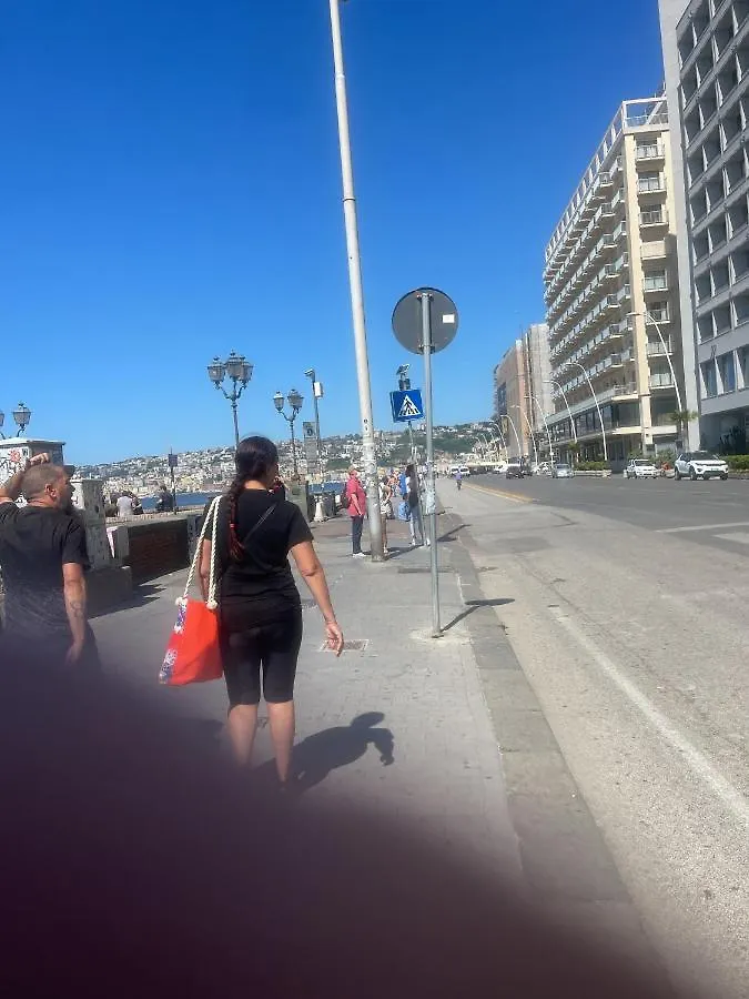 Nase E Cane Home Napoli Italien