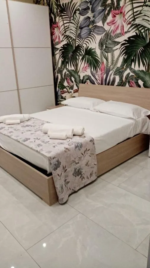 Nase E Cane Home Napoli location